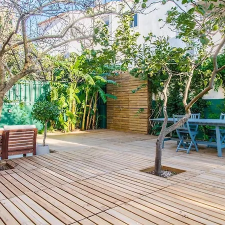 Center Family With Courtyard Cascais